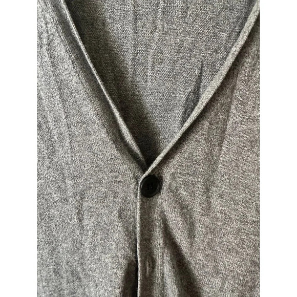 Divided H&M women’s size medium gray cardigan - Picture 3 of 6